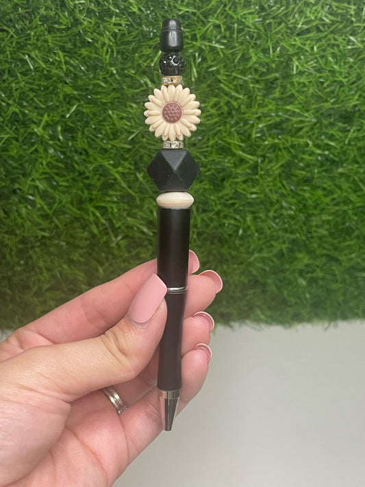 Cream Flower Pen